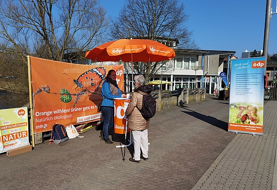 Ein Wahlkampfstand der ÖDP 